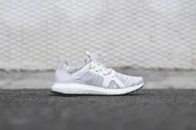 adidas by Stella McCartney x Parley WMNS UltraBoost - Stone / White / Blue